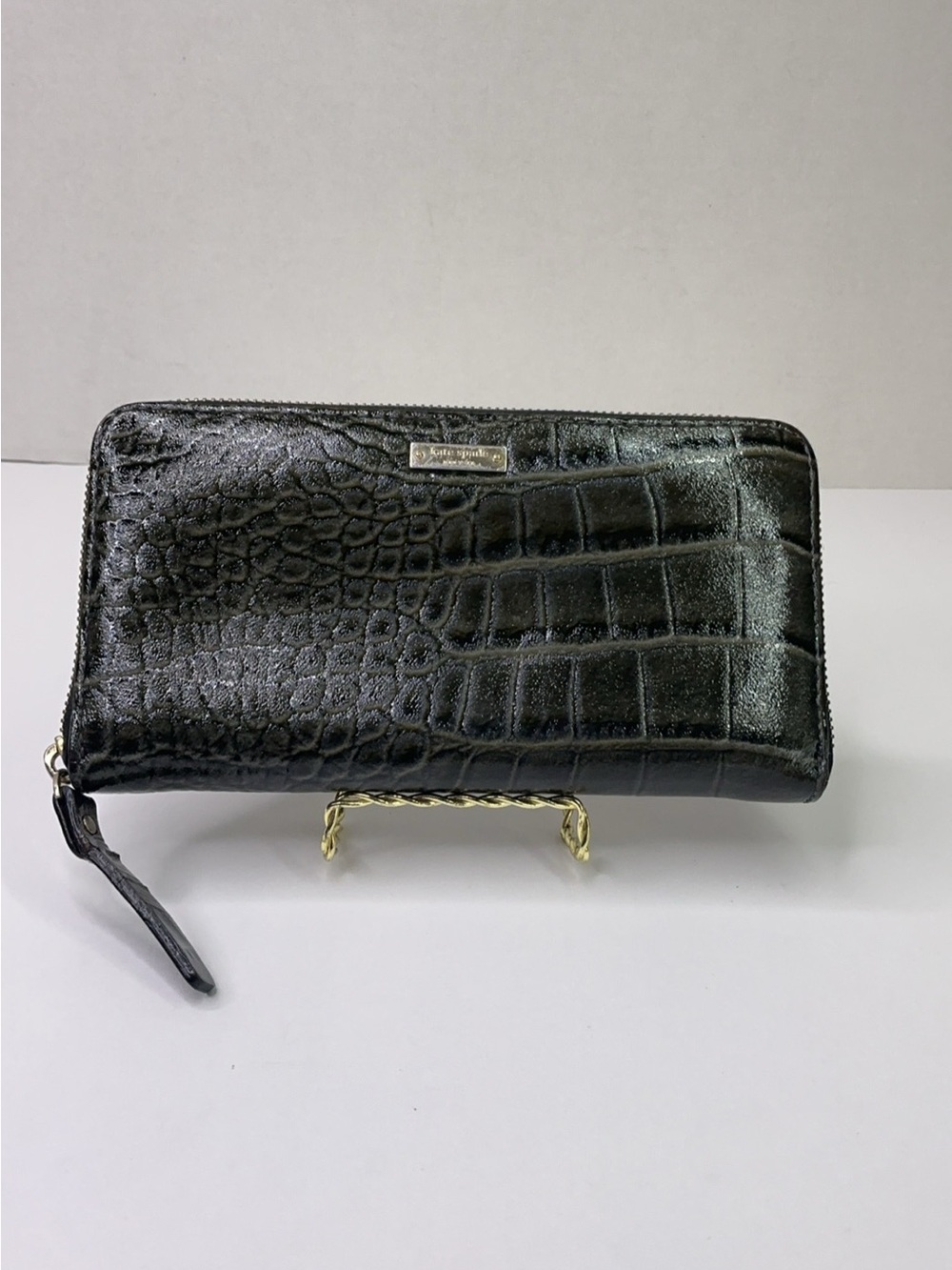 Kate Spade New York Wallet.